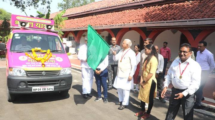 राज्यपाल ने माता-पिता सम्मान संकल्प भारत यात्रा का किया शुभारंभ